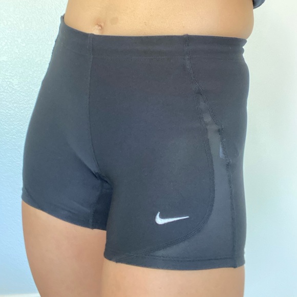 Nike dri-fit shorts, size small. - Picture 4 of 5